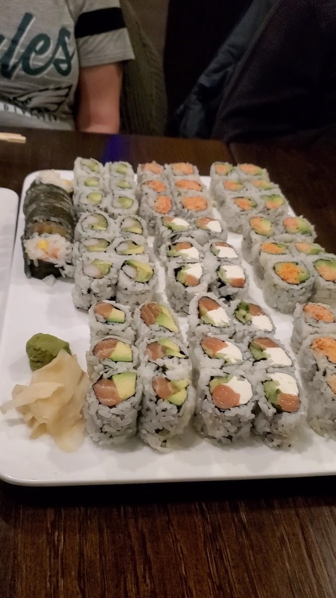 Mino Japanese Restaurant & Sushi Bar-2